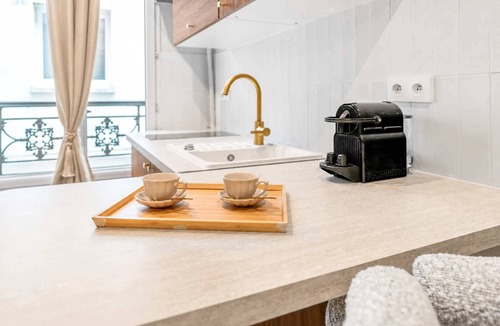 Plaisance Apartment | Montparnasse - Deluxe studio for couples