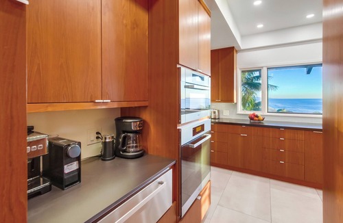 Encinitas House | Moonlight Seaside Retreat | Oceanfront Living in Encinitas