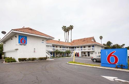 Ventura Hotel | Motel 6-Ventura, CA - Downtown