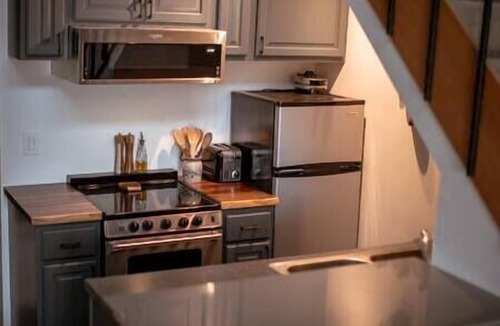 Lutsen Condo | Mountain Access I Pool I Hot Tub I Self Check-In