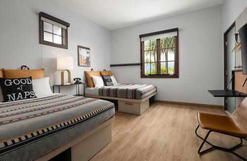 Lower State Hotel | Moxy Santa Barbara
