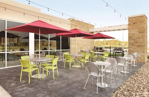 Coralville House | Nature and big city events. Live the Iowa way.