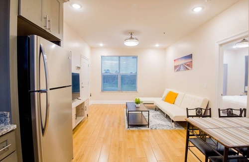 Biloxi Apartment | 🔥NEARBY CASINOS❤️ | SLEEPS 4 W/W+D +WALK 2 BEACH