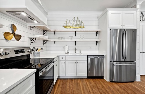 Old Town House | New 2 Bedroom Beach Rental in downtown Bay St Louis
