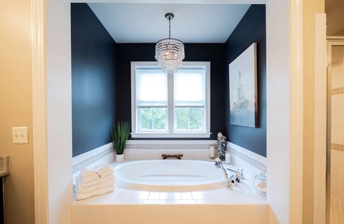 Leesburg House | **New**: A Private Luxury Retreat for Corporate or Bridal Parties