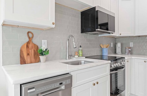 Youngsville House | New Extra Innings Cottage - Studio - Sports Complex