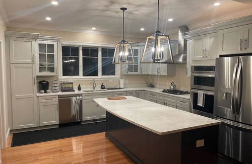 Falmouth House | New Home close to Beach, Bike Path, and Sleeps 10! ☀️ 🏖