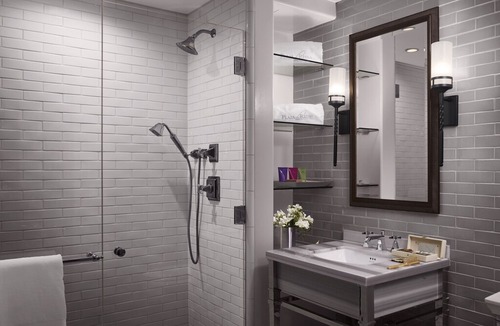 Westwood Hotel | ***New Listing**** Luxury Hotel Suite in Westwood Village