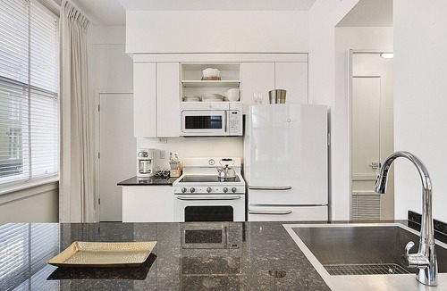 Central Business District Apartment | NEW LISTING~New Orleans Executive Rentals~Modern, Elegant in Prime Location