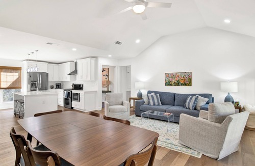 Fairhope House | NEW LISTING Peaceful Fairhope Retreat, 4 BR on acreage, fire pit, bunk room