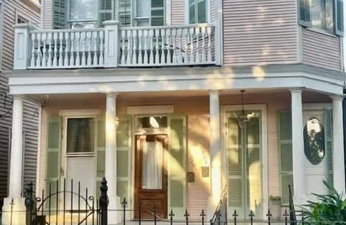 Milan Apartment | New Listing* Uptown Charm! EZ Streetcar Access