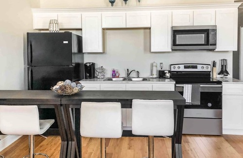 Saint Claude House | NEW Luxurious 3BD Bywater Home 2 Miles From French Quarter Bourbon St 3 3 BEDS