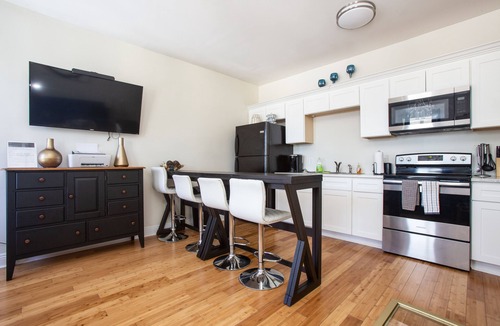 Saint Claude House | NEW Luxurious 3BD Bywater Home 2 Miles From French Quarter Bourbon St 3 3 BEDS