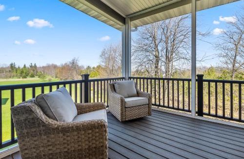 Egg Harbor House | New Luxury Condo - Egg Harbor-Indoor Pool Gym