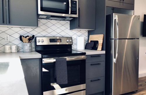 Woodland Hills House | New Modern Stay - Steps from the BLVD Preview listing