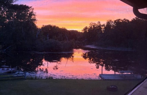 Iola House | NEW! New! New! The Island House at Lake Iola