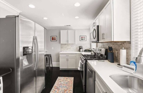 Faubourg Marigny Apartment | New! NOLA Hideaway, Cozy 1 Bedroom Steps from FQ!