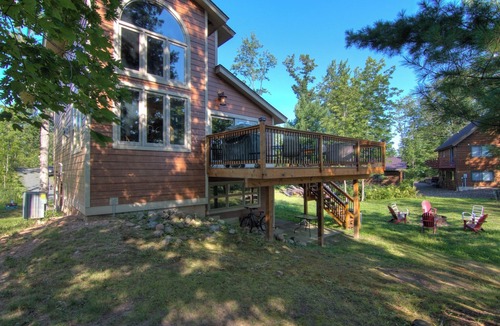 Comstock Cabin | NEW on VRBO-Family friendly Lakefront Property in WI with Dock & kayaks