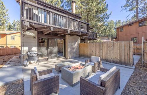 Summit Estates House | New Summit House Slopes, Lake, Village, Yard, AC