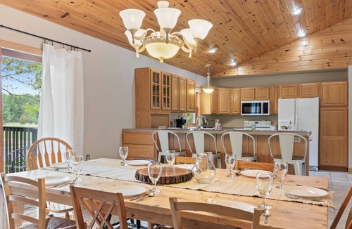 Nisswa House | New to VRBO - On the trail, peaceful and wooded. Fireflies, gardens, starry sky
