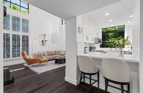 Sawtelle Villa | NEW! West LA Townhome with EV Parking & Loft