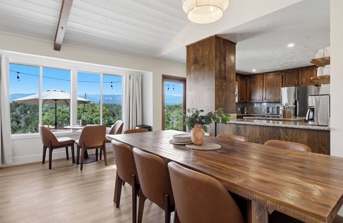 Coarsegold House | New! Yosemite Starsong with pool/hot tub/EV/huge views