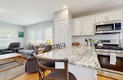 Teaticket House | Newly built bayview home, steps to dock/launch on Great Pond - small dogs OK