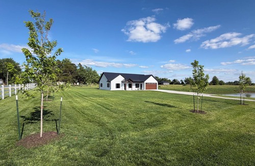 Exline House | Newly built, peaceful 3-bedroom house in quaint Exline, IA with AC comfort