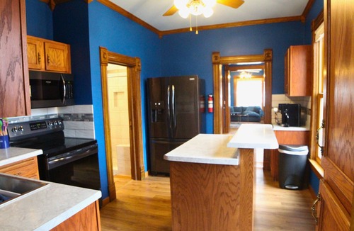 Pepin House | Newly Opened 4 BR Historic Home. 1 Block to Lake Pepin. Dog-Friendly & Sleeps 10