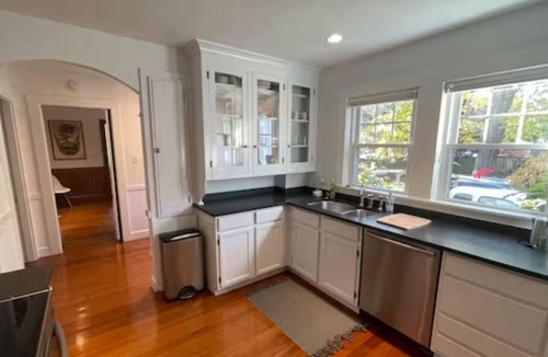 Cambridge Apartment | Newly Remodeled 3 bedroom - Cambridge/ Harvard/ MIT