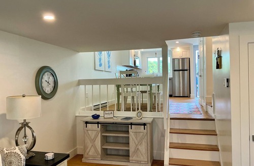 Hyannis House | Newly Remodeled 3-Bedroom-Private Association Beach-Pool-A/C- Yachtsman Condominiums - Sleeps 6-Unit 146