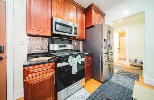 Dorchester Apartment | Newly Renovated 4BR Boston Apt w/Kid Friendly - Exclusive MAJOR INTERNATIONAL SPORTING EVENT 2026 Deal 90/2
