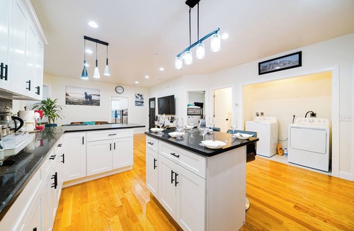 Worcester Apartment | Newly Renovated 4BR Worcester Home Pet-Friendly Near I-290 & Park 16-2