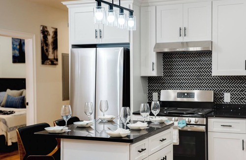 Worcester Apartment | Newly Renovated 4BR Worcester Home Pet-Friendly Near I-290 & Park 16-2