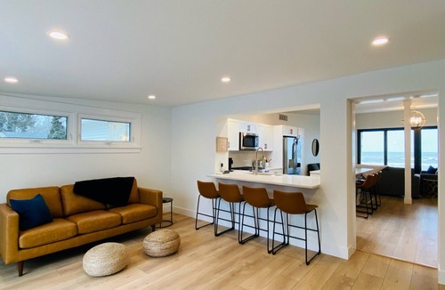 Hingham House | Newly renovated home on Lake Michigan - heated pool- Ozaukee County