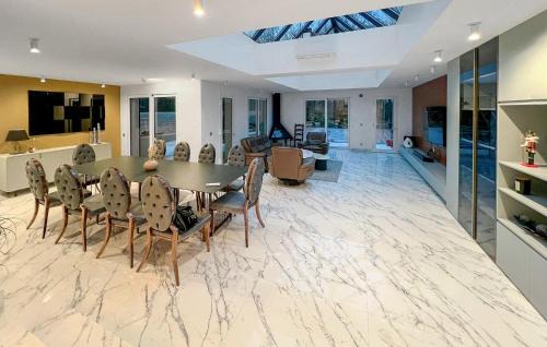 Gouvieux House | Nice Home In Gouvieux