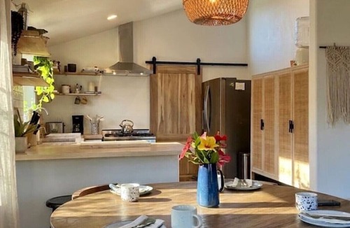 Ventura House | NIDO CIELO- surf shack