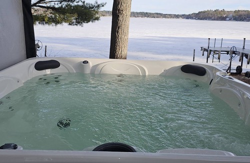 Wautoma Cottage | No steps to lake, sandy beach, hot tub, amazing sunrises, supperclub on lake