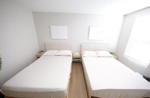 East Boston Apartment | NomadiQ - Walk to Airport, 5 min to Downtown 01