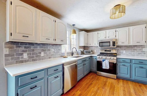 North Falmouth House | North Falmouth House: Near Beach, Fire Pit, & Dog-Friendly!