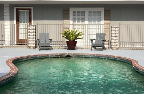 Highlands - Perkins Apartment | North Gates of LSU 2 bedroom w&d pool