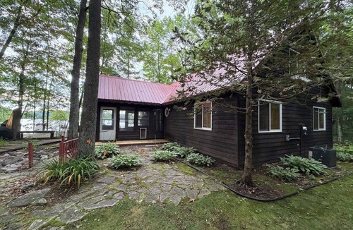 Reserve Ski Chalet | Northwoods cabin with private dock