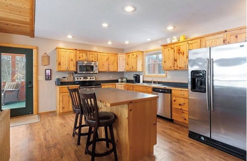Crosby Cabin | Northwoods Escape on Rabbit Lake: Lakefront, Hot tub,Bike Trails, Pontoon Rental