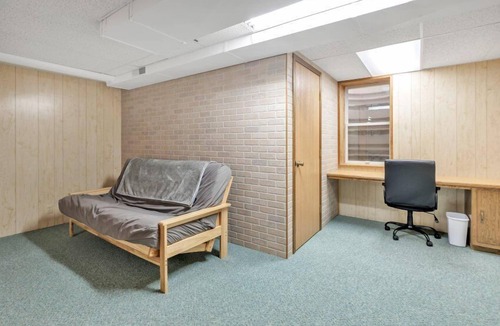 Boulder Junction Apartment | Northwoods Getaway Dog Friendly Apartment with King Beds