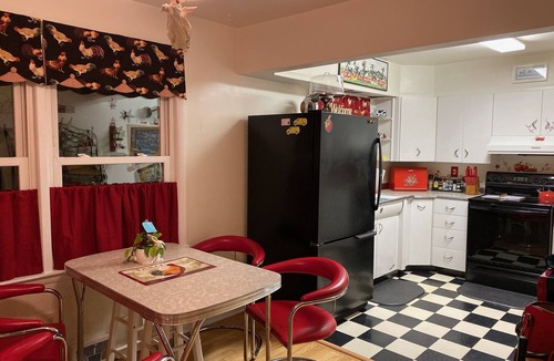 Burlington House | Nostalgic Retro Rectory Ranch House
