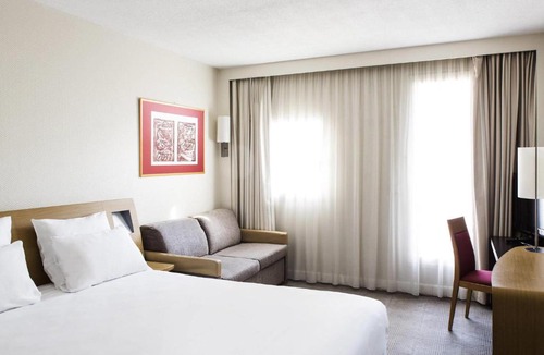 Roissy-en-France Hotel | Novotel Paris Roissy CDG Convention