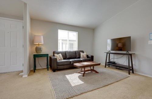Oak View House | Oak View Home - Close to Beaches & Trails!