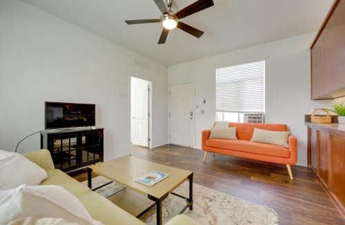 Oak View House | Oak View Home w/Private Covered Patio!