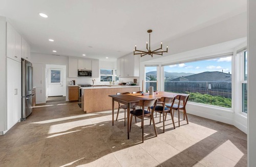 Old Town House | Ocean Breeze-Charming, 3 bedroom 2 bath home in old town Bodega Bay