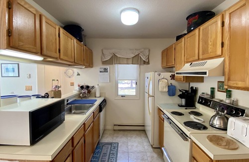 Brewster Condo | Ocean Edge Delight in Howland/Fletcher Village in Brewster near Cape Cod Bay.
